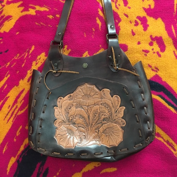 Vintage Handbags - 70’s tooled leather purse vintage leather handbag Vintage Handbags - 70’s tooled leather purse vintage leather handbag